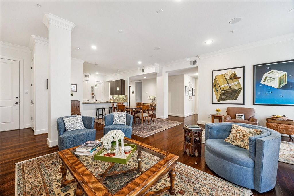 510 Lovett Boulevard 310, Houston, TX 77006