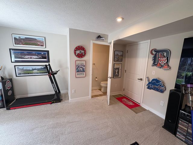 252 Via Corso, Delaware, OH 43015