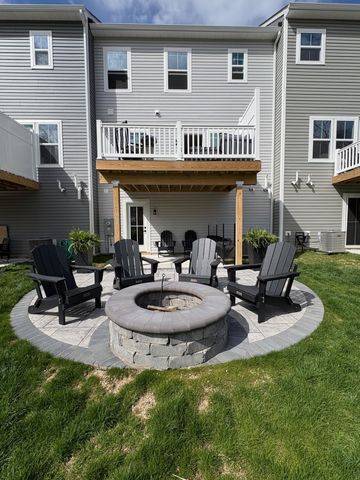 252 Via Corso, Delaware, OH 43015