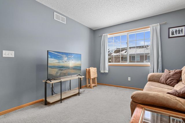 6918 139th Lane NW 5, Ramsey, MN 55303