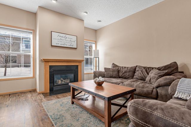 6918 139th Lane NW 5, Ramsey, MN 55303