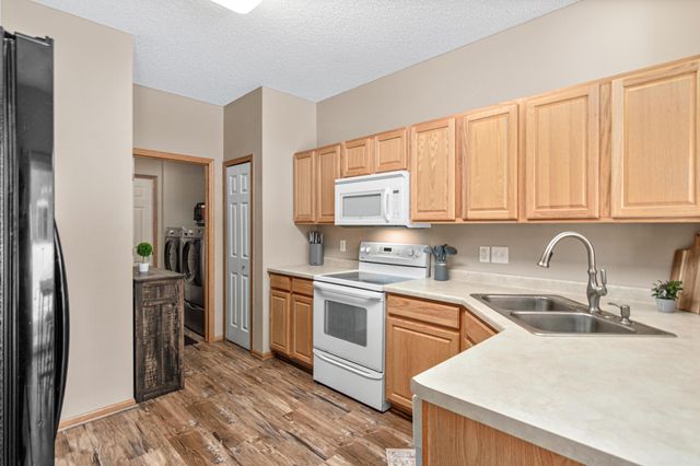 6918 139th Lane NW 5, Ramsey, MN 55303