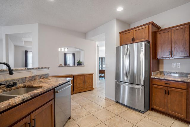 2513 Istle Road NE, Rio Rancho, NM 87124