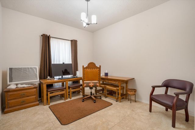 2513 Istle Road NE, Rio Rancho, NM 87124