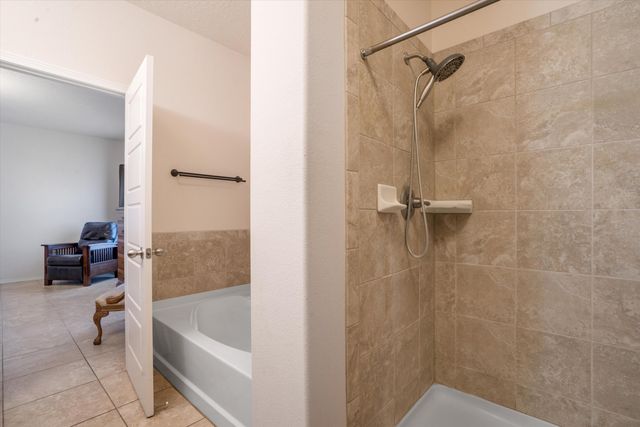 2513 Istle Road NE, Rio Rancho, NM 87124
