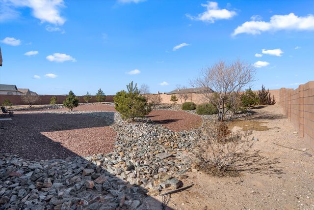 2513 Istle Road NE, Rio Rancho, NM 87124