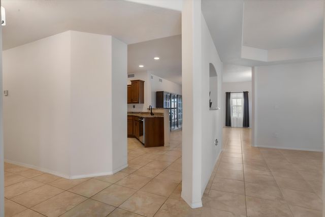 2513 Istle Road NE, Rio Rancho, NM 87124