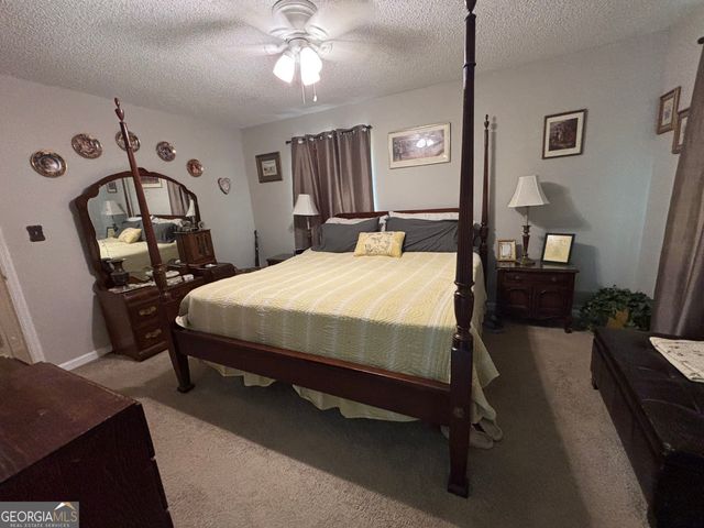 14 Hammock Way, Newnan, GA 30263