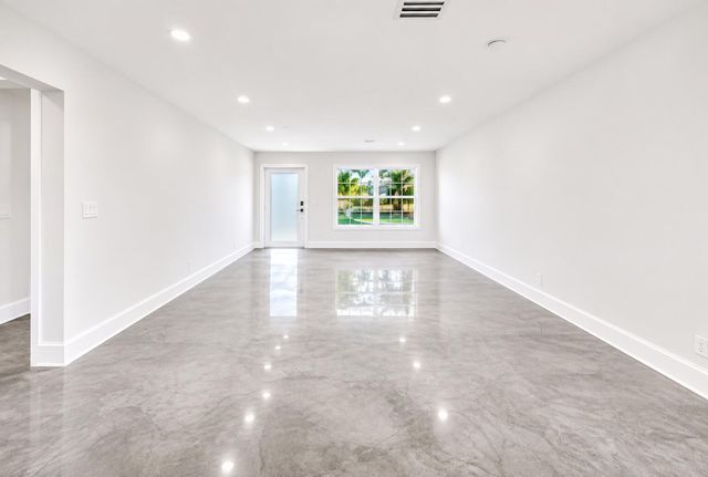 1721 N 16TH Court, Hollywood, FL 33020