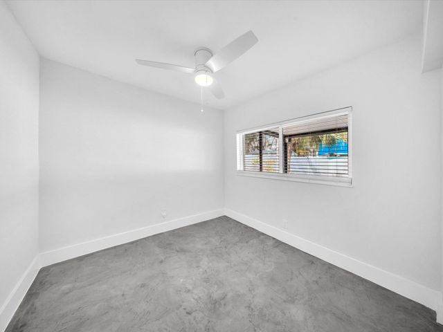 1721 N 16TH Court, Hollywood, FL 33020