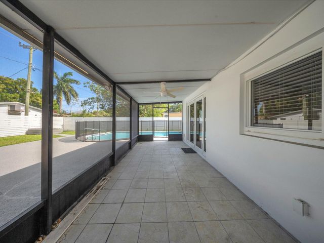 1721 N 16TH Court, Hollywood, FL 33020