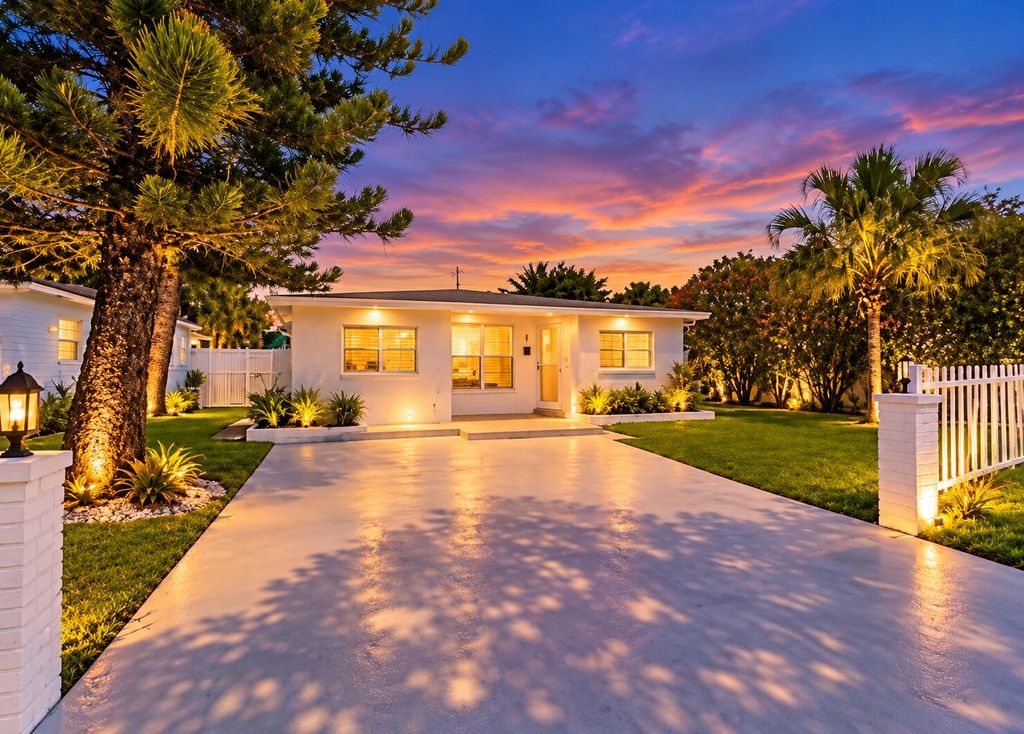 1721 N 16TH Court, Hollywood, FL 33020