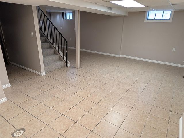 6236 Kenilworth Street, Dearborn, MI 48126