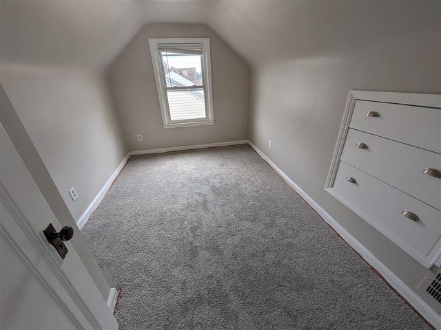 6236 Kenilworth Street, Dearborn, MI 48126