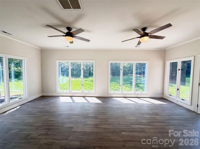 6505 Boykin Spaniel Road, Charlotte, NC 28277