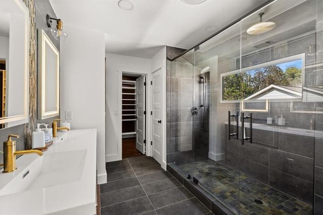 425 Mikasa Drive, Alpharetta, GA 30022