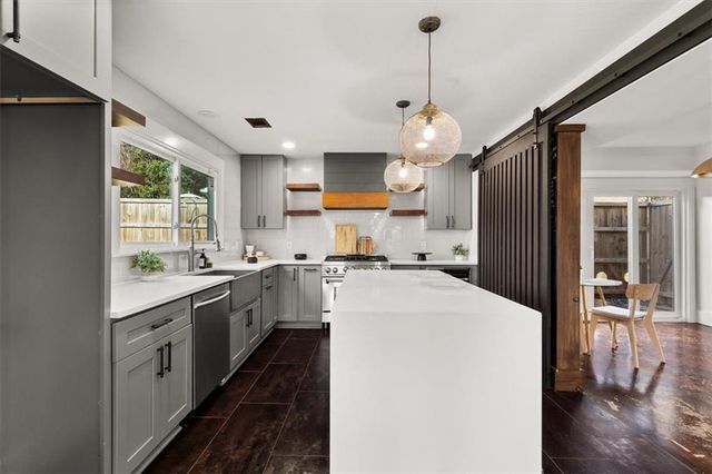 425 Mikasa Drive, Alpharetta, GA 30022