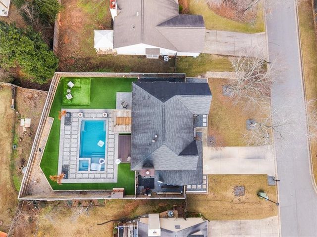 425 Mikasa Drive, Alpharetta, GA 30022