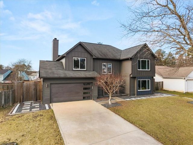 425 Mikasa Drive, Alpharetta, GA 30022