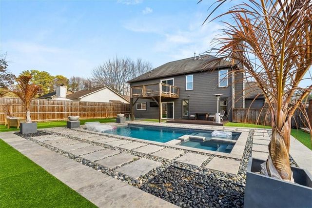 425 Mikasa Drive, Alpharetta, GA 30022