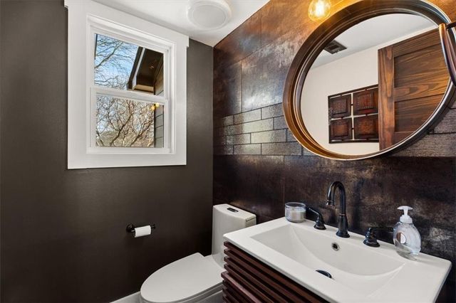 425 Mikasa Drive, Alpharetta, GA 30022