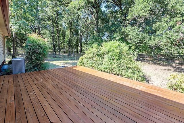 120 Trails End Street, Mabank, TX 75156
