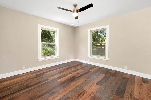 120 Trails End Street, Mabank, TX 75156