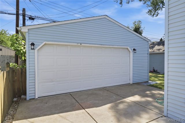 181 Knowlton Avenue, Tonawanda, NY 14217