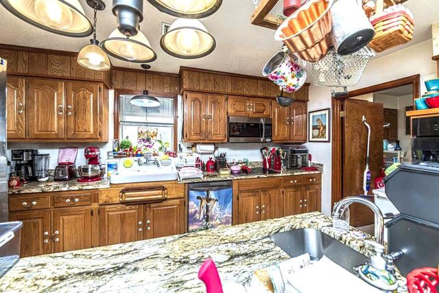 937 KELLEYS CHAPEL RD, Burlison, TN 38015