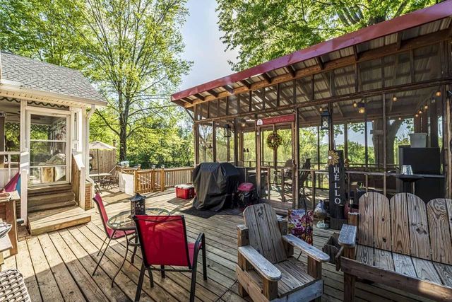 937 KELLEYS CHAPEL RD, Burlison, TN 38015