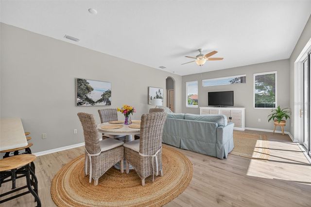 13332 PURPLE FINCH CIR, Lakewood Ranch, FL 34202