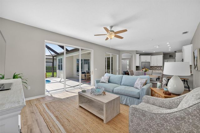 13332 PURPLE FINCH CIR, Lakewood Ranch, FL 34202