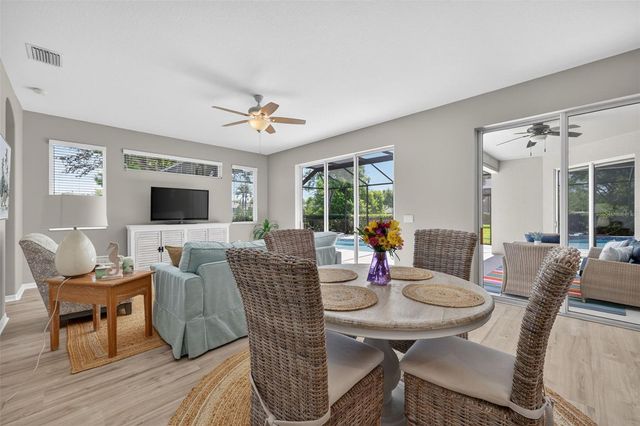 13332 PURPLE FINCH CIR, Lakewood Ranch, FL 34202