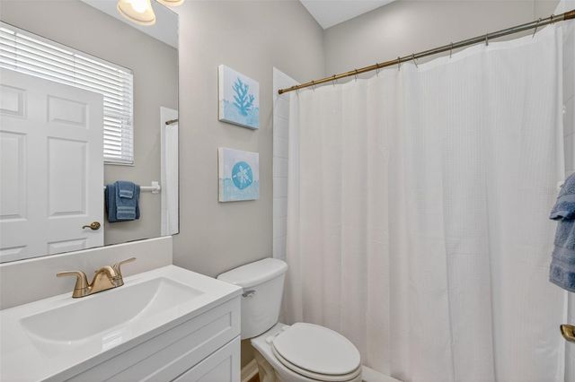13332 PURPLE FINCH CIR, Lakewood Ranch, FL 34202