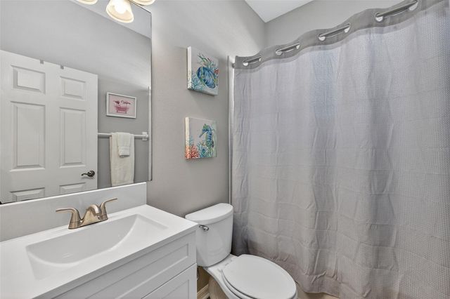 13332 PURPLE FINCH CIR, Lakewood Ranch, FL 34202