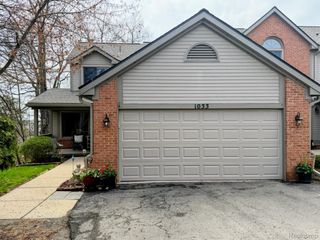 1033 Elmwood Drive, Brighton, MI 48116