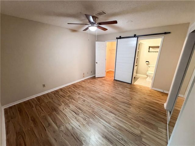 507 Barrington Hills Drive, Atlanta, GA 30350