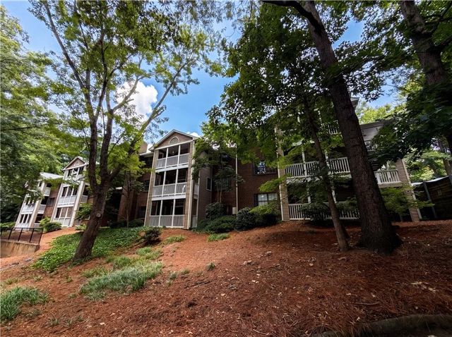 507 Barrington Hills Drive, Atlanta, GA 30350