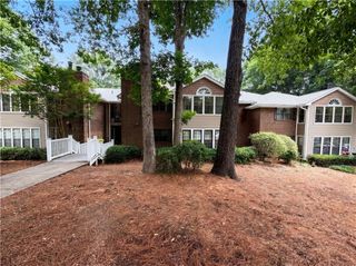 507 Barrington Hills Drive, Atlanta, GA 30350