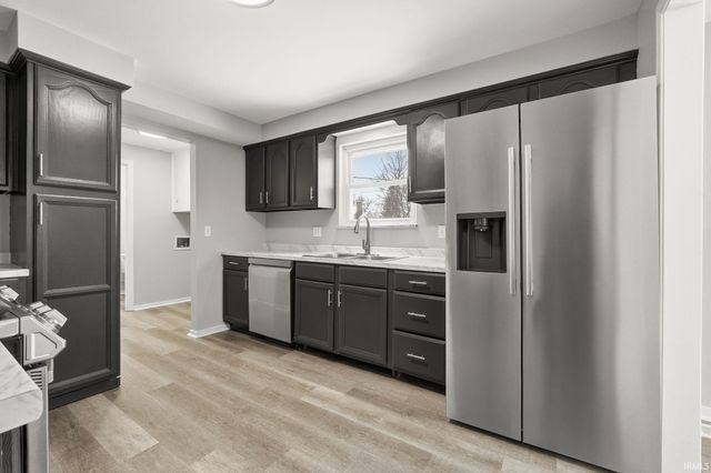 1301 Superior Drive, Auburn, IN 46706