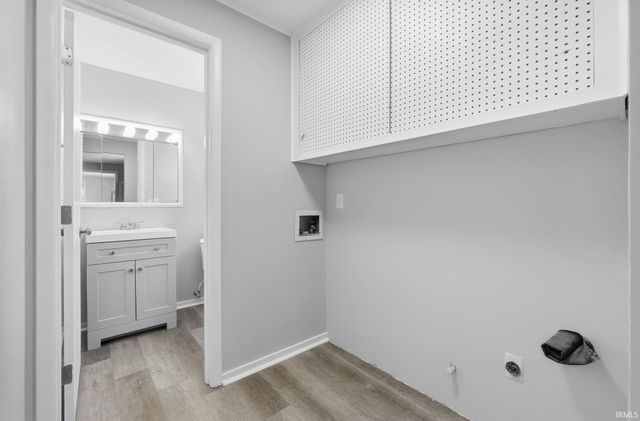 1301 Superior Drive, Auburn, IN 46706