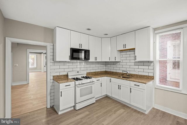 5011 LARCHWOOD AVE, Philadelphia, PA 19143