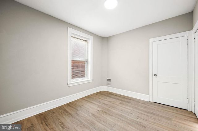 5011 LARCHWOOD AVE, Philadelphia, PA 19143