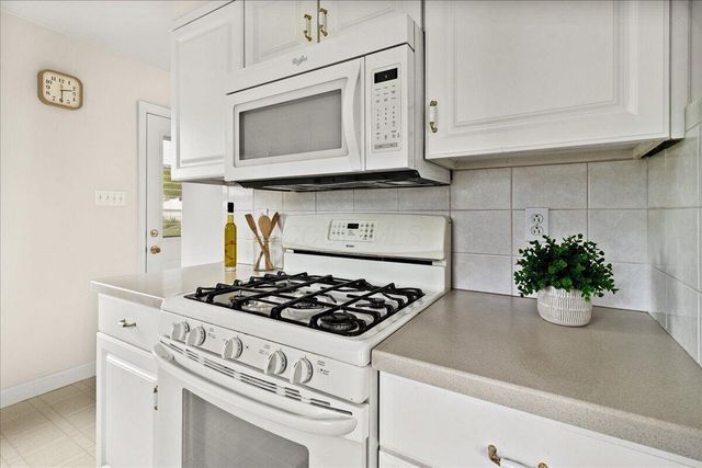 876 Montrose Avenue, Bexley, OH 43209
