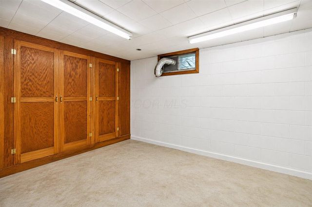 876 Montrose Avenue, Bexley, OH 43209