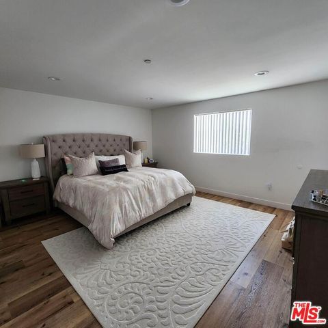 13826 Bessemer Street 13828, Los Angeles, CA 91401