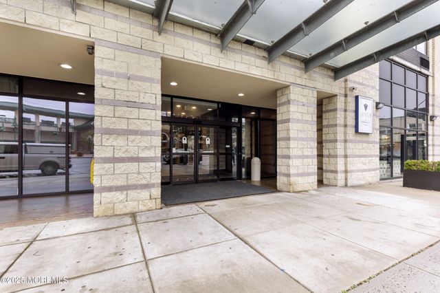 1 Carriage City Plaza, 711, Rahway, NJ 07065