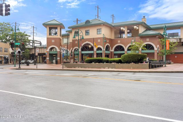 1 Carriage City Plaza, 711, Rahway, NJ 07065