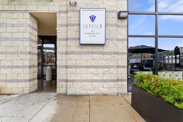 1 Carriage City Plaza, 711, Rahway, NJ 07065