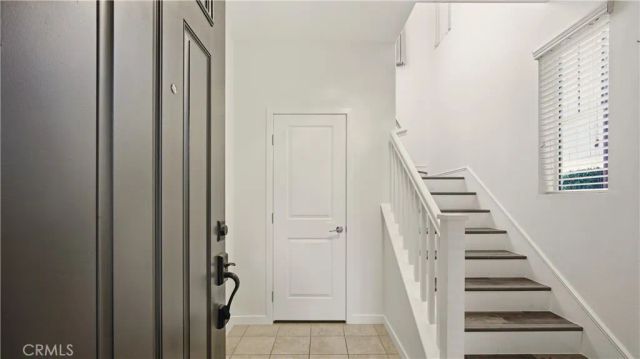 713 S Azusa Avenue A, Azusa, CA 91702